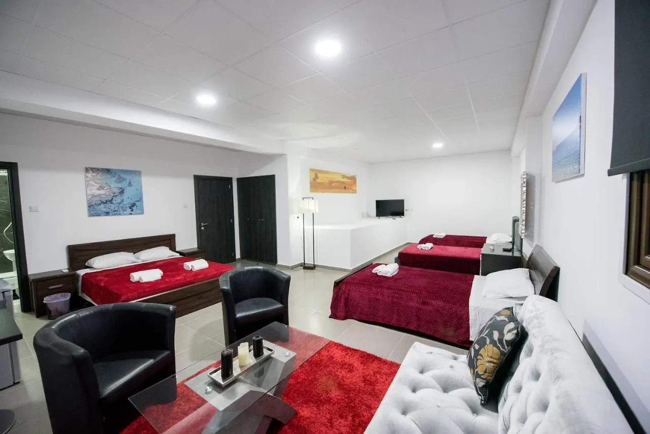 Apartament Central Luxury Studios Ajia Napa